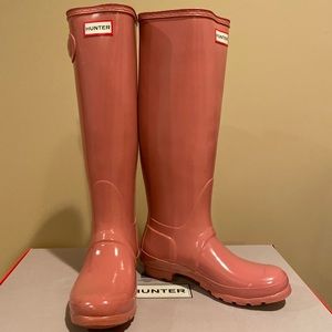 Women’s Original Tall Gloss Hunter rain boots NEW